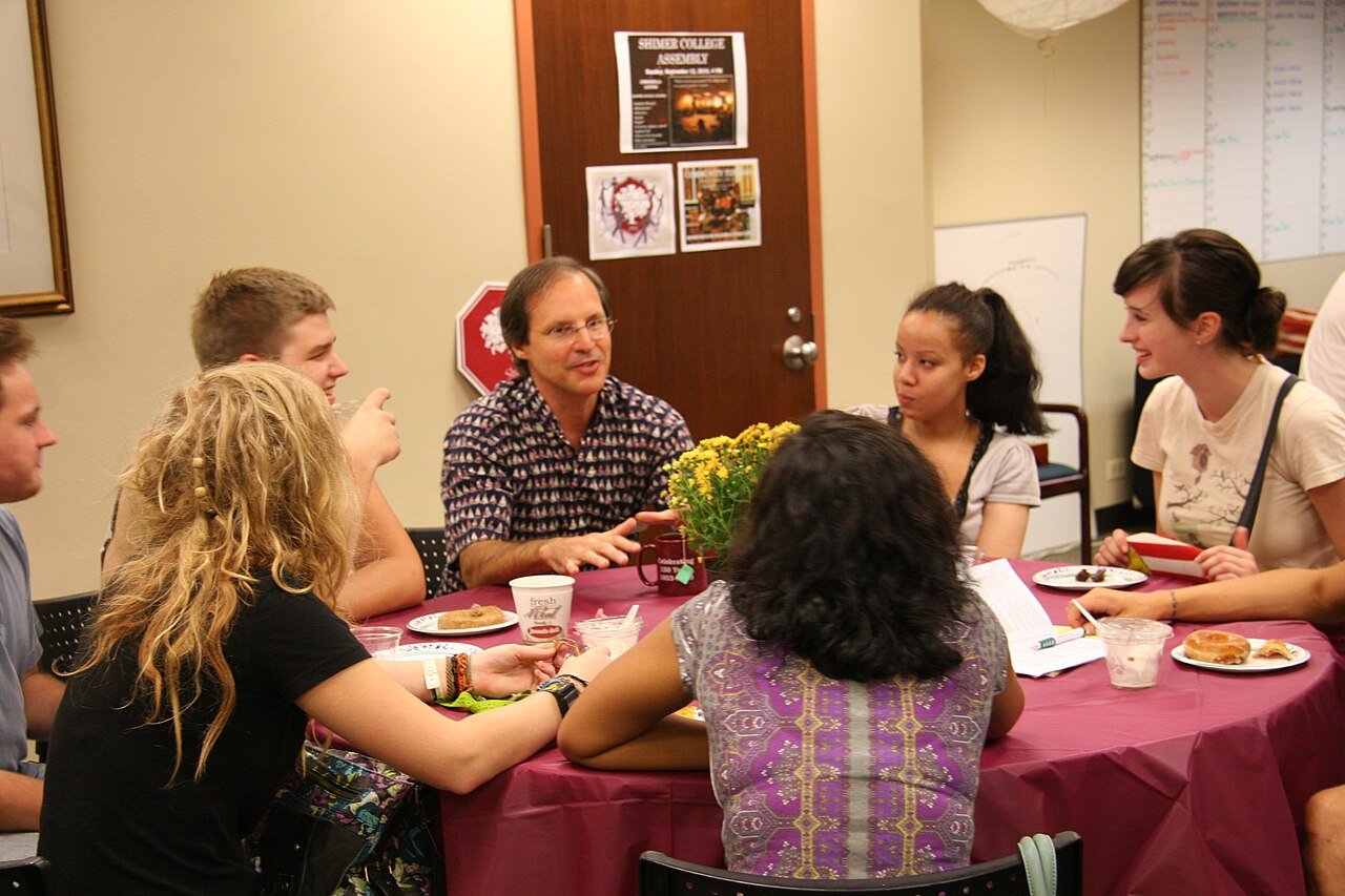 Academic consultation and research discussion